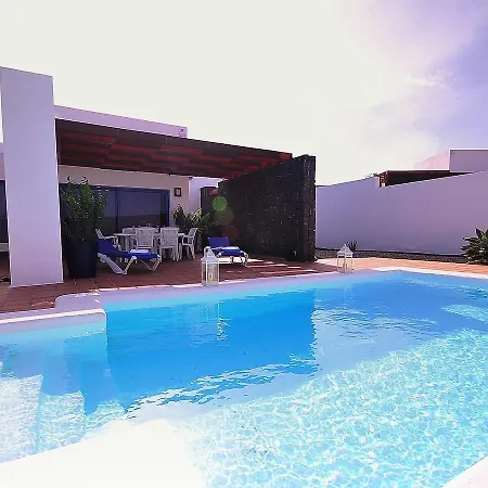Hébergement de vacances Holiday Verano Playa Blanca (Lanzarote)